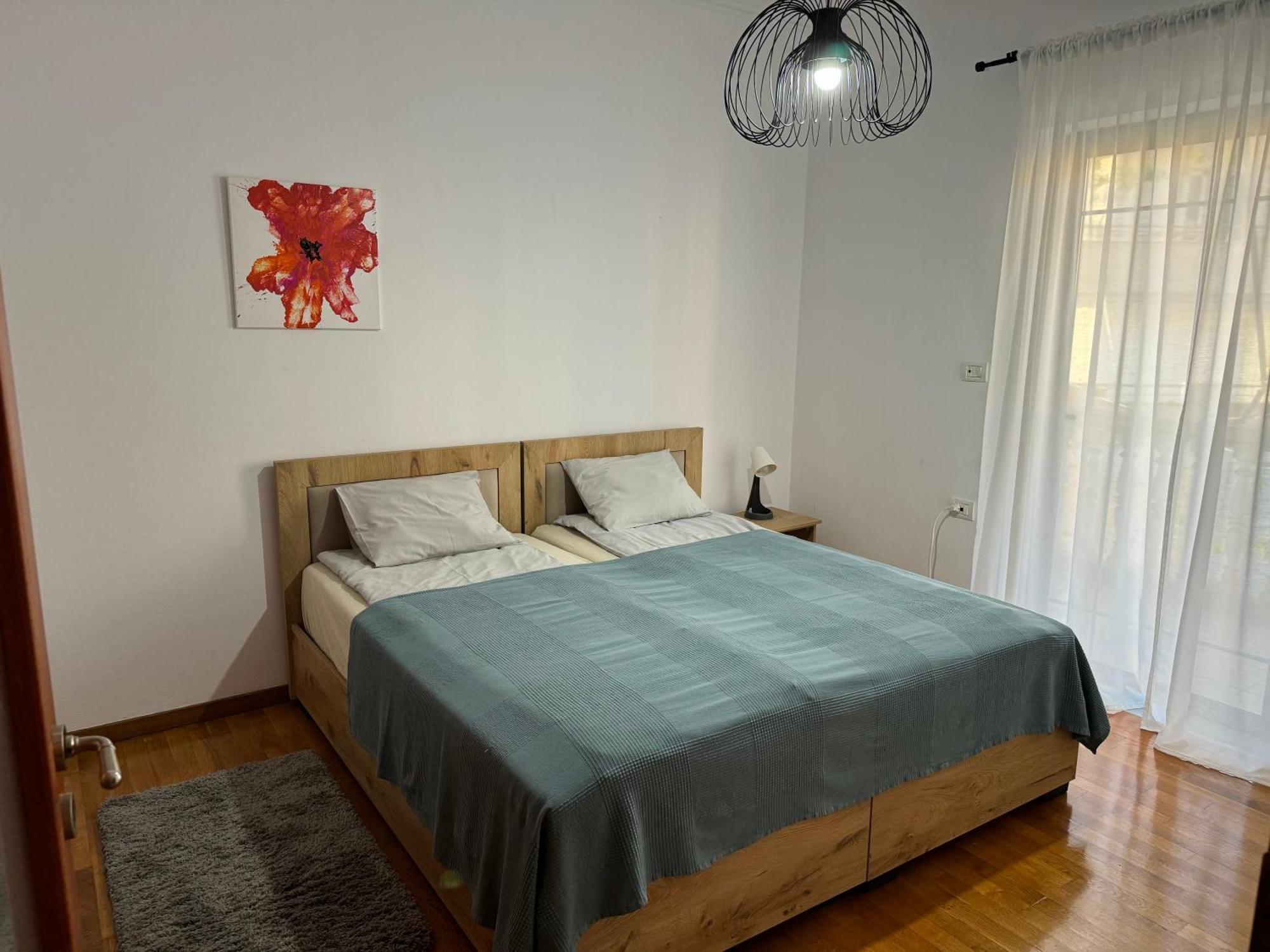 The White Donkey House * Sarandë